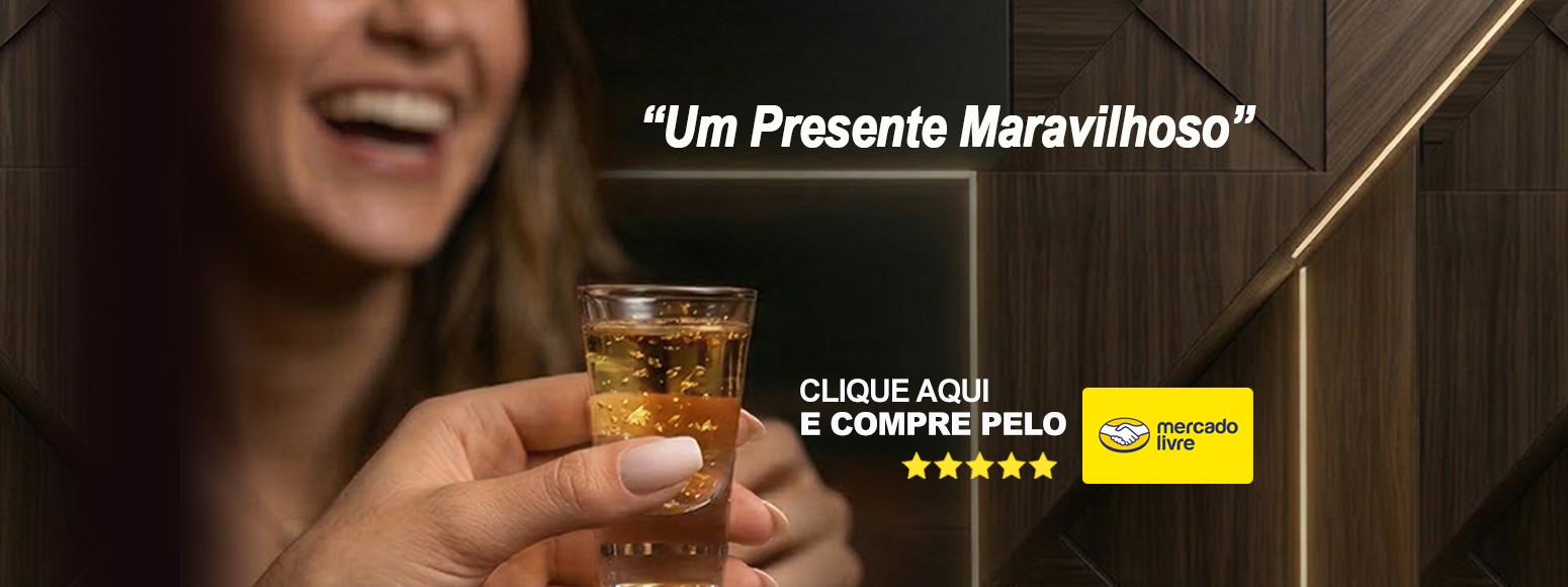 Cachaça Personalizada com Flocos de Ouro